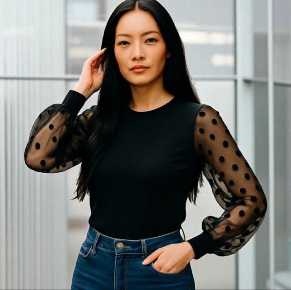 🔴Black Polka Dot Sleeve Top - Picture 2 of 5